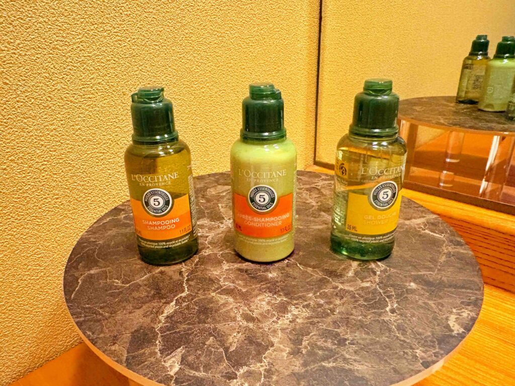 鬼怒川温泉「あさやホテル」のアメニティはロクシタンでした。